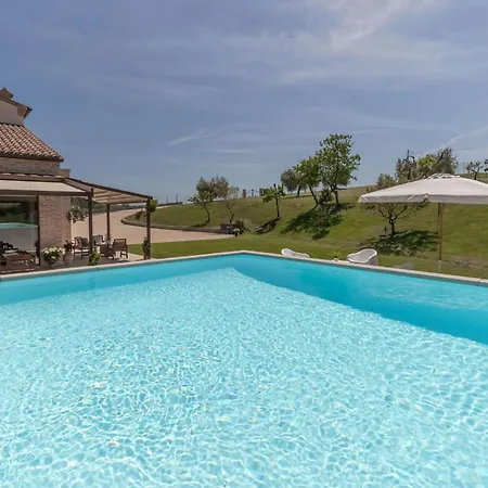 Italian Experience-villa Clair 빌라 *