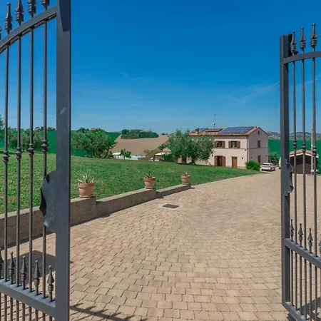 빌라 Italian Experience-villa Clair 페르모